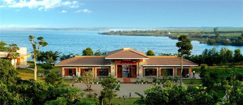 开家杭州小业量贩零食加盟店靠谱吗