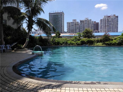 在巨野县加盟好吃串串香哪个地段生意好，巨野县串串香创业是加盟的好还是自己开店好