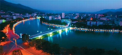 黑龙江枫华雅道文化旅游公司（黑龙江枫晨化工有限公司）