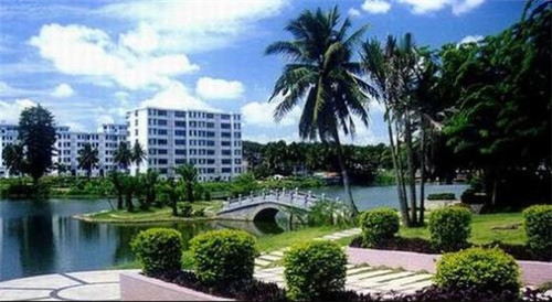 寺庙里放的什么佛歌（寺庙放的那种佛歌）